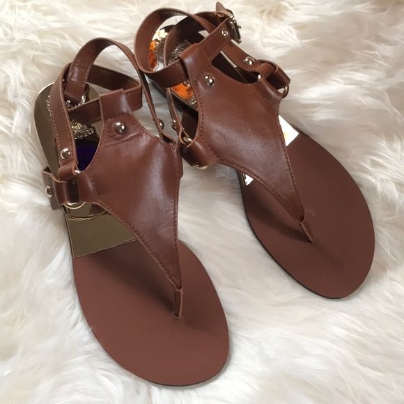 Vince Camuto Shoes - NWOB Vince Camuto Brown Leather thong sandals